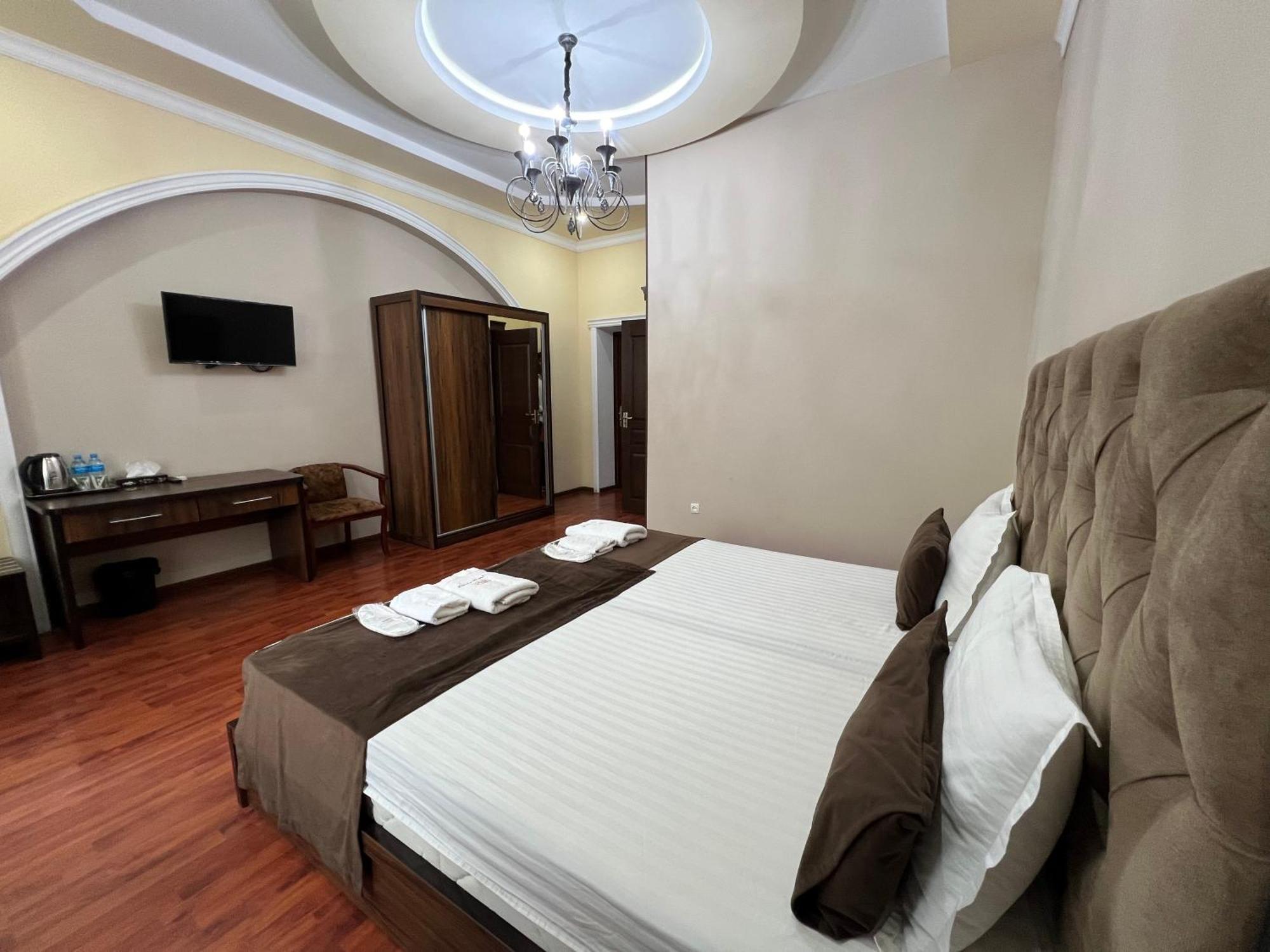 Elite Art Hotel Tashkent Bagian luar foto